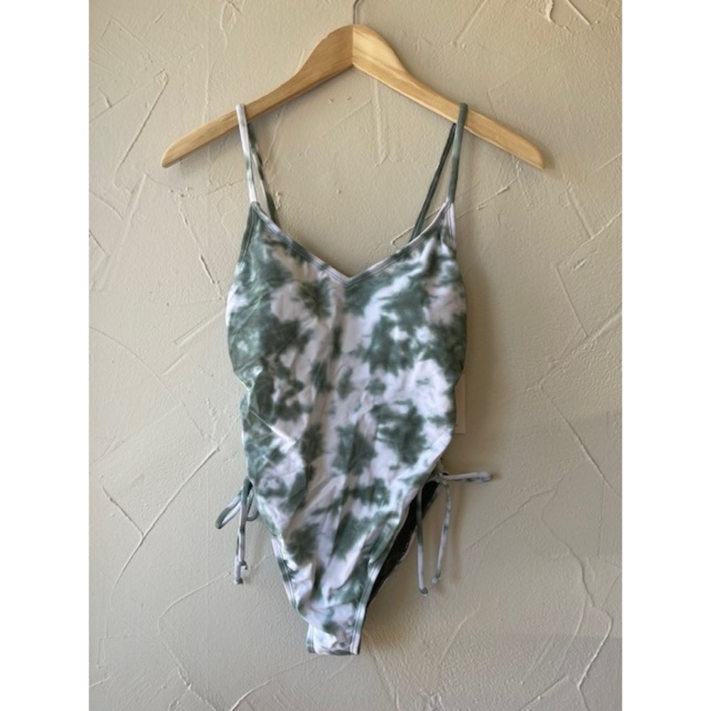 NWT Cyn & Luca Green and White Marble One Piece Bikini Swim Beach Set Size Small